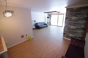 Hotel Grimm 釜山広域市 2*,